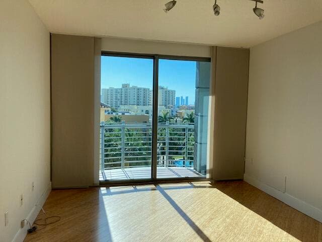 110 Washington Avenue 1717, Miami Beach, FL 33139, Unit 1717 - Photo 4